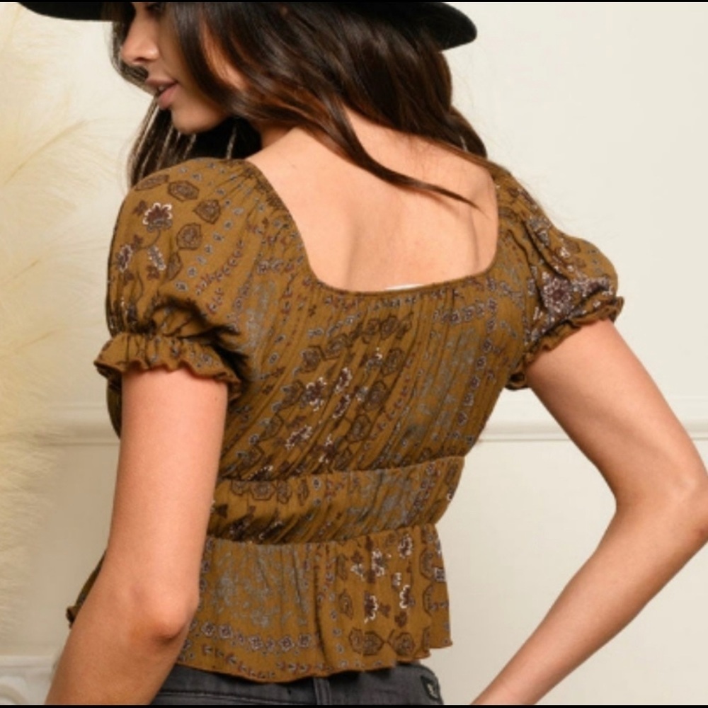 💥🔥CLEARANCE SALE⚡️🌟The HARPER Ruched Boho Print Top - Picture 3 of 4